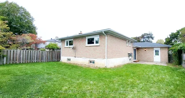 Additional image 32 of 53 Marblemount Cres