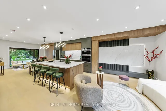 Additional image 6 of 35 Woburn Ave