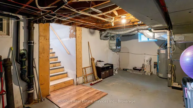 Additional image 33 of 55 Suffolk Ave