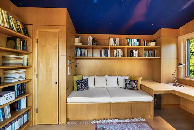 Additional image 40 of 193 Howland Ave