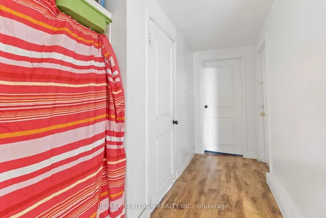 Additional image 43 of 76 Ruthmar Cres