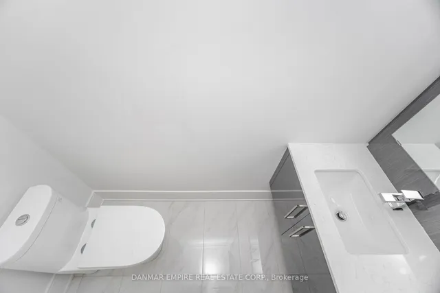 Additional image 15 of 6 Casino Crt