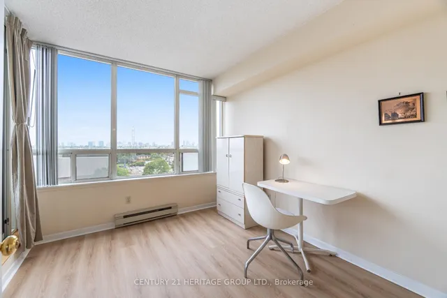 Additional image 18 of 10 Torresdale Ave Unit 910