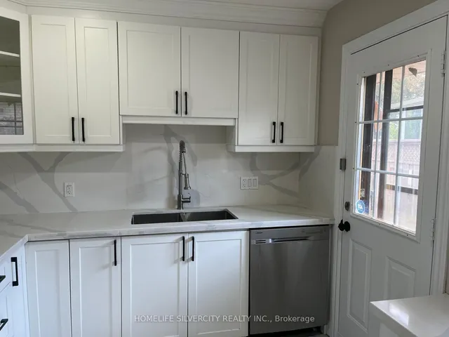 Additional image 15 of 33 Sweetbriar Dr