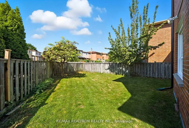 Additional image 41 of 83 Fieldside Dr