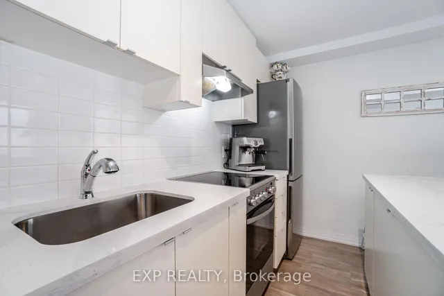 Additional image 33 of 408 Browns Line Unit 401