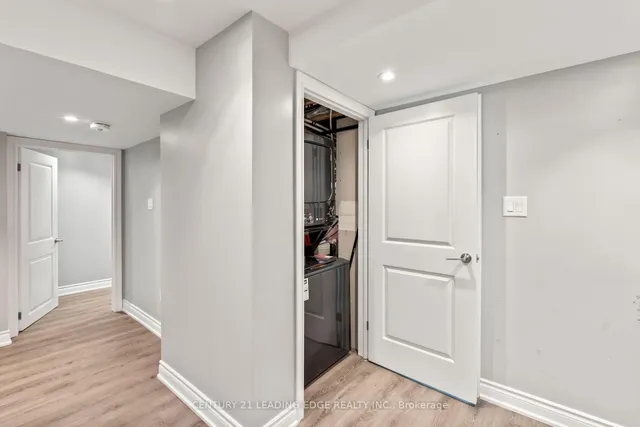 Additional image 42 of 43 William Nador St