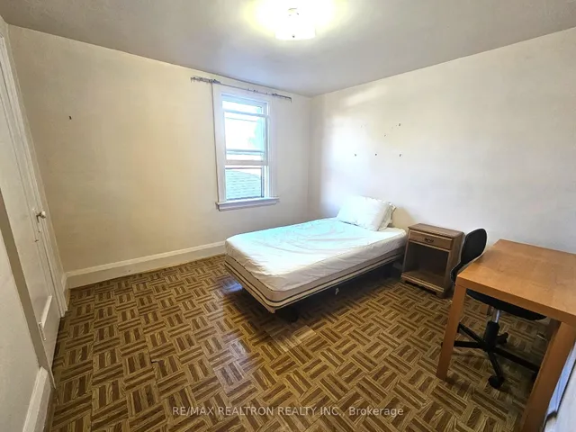 Additional image 16 of 30 Livingstone Ave