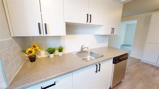 Additional image 10 of 280 Thaler Ave Unit 14