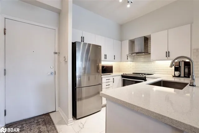 Additional image 2 of 600 Queens Quay Unit 633