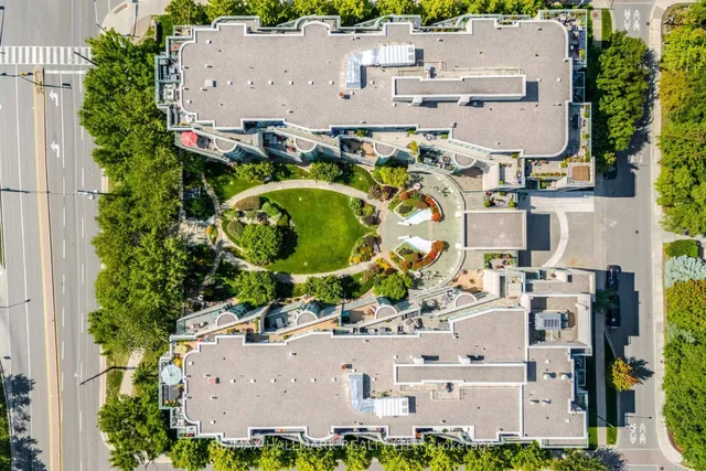 Additional image 4 of 9 Boardwalk Dr Unit PH5