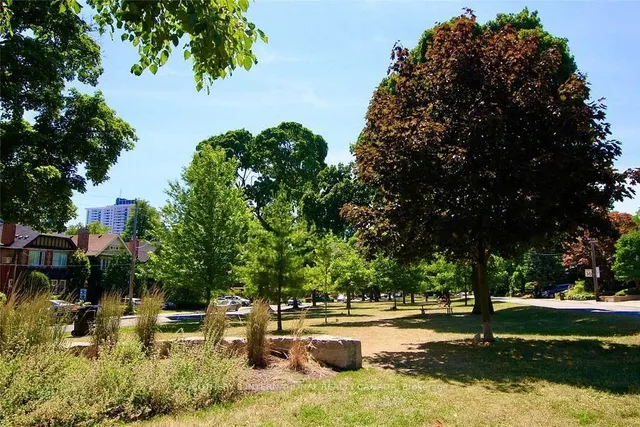 Additional image 40 of 7 Thurloe Ave