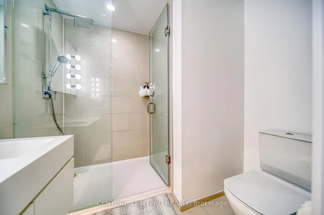 Additional image 18 of 45 Charles St Unit 3609