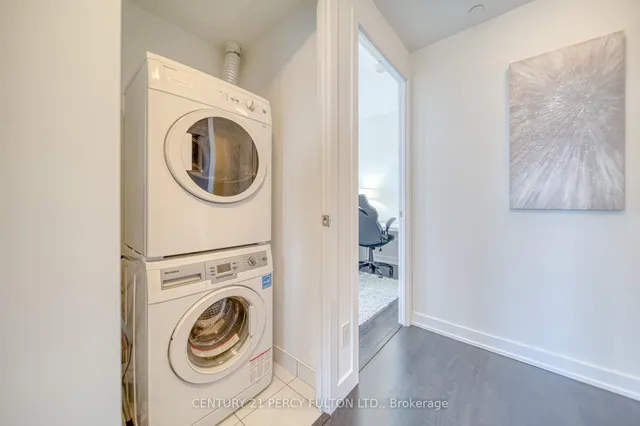 Additional image 18 of 501 St. Clair Ave Unit 1211