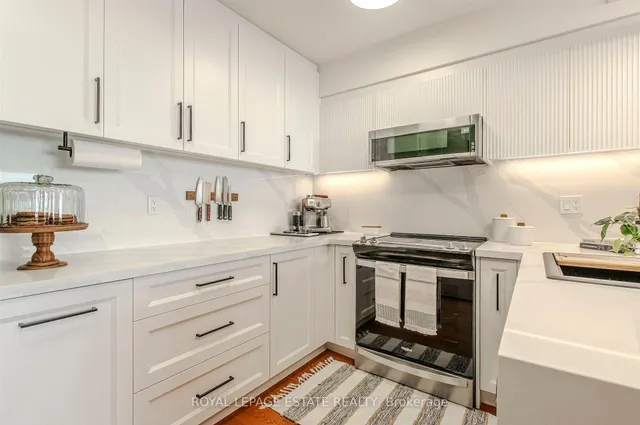 Additional image 3 of 1209 Queen St Unit 32