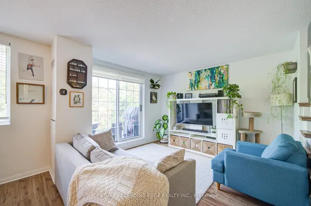 Additional image 11 of 39 Shank St Unit TH302