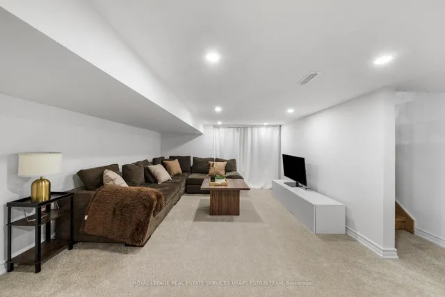 Additional image 29 of 72 Harcourt Ave