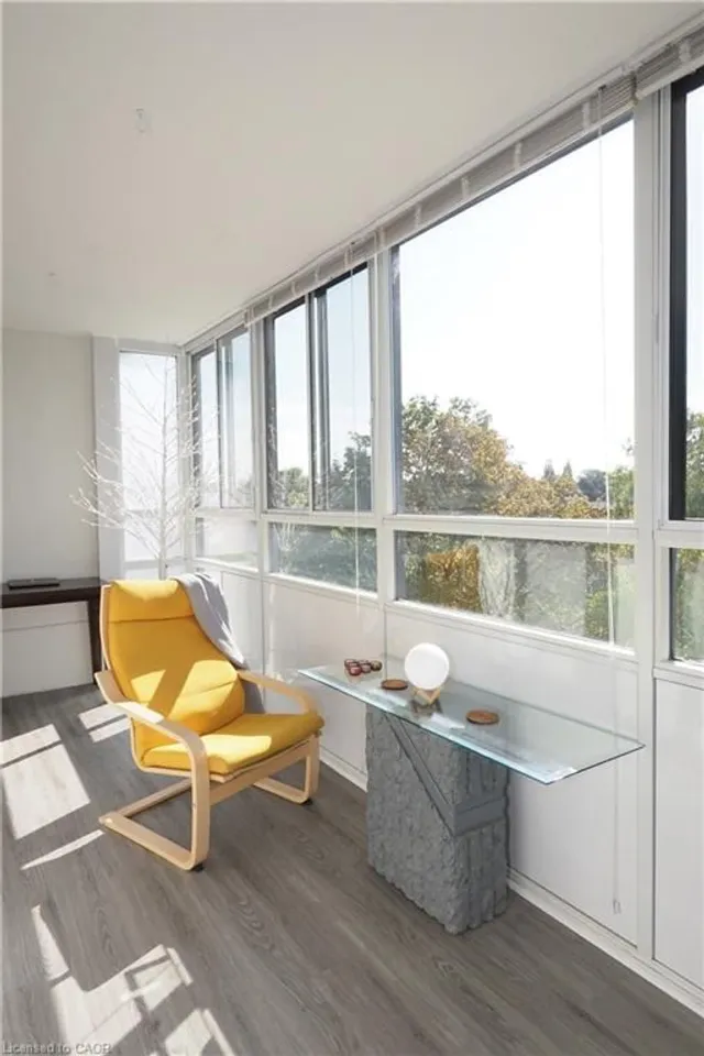 Additional image 18 of 24 Midland Dr Unit 406