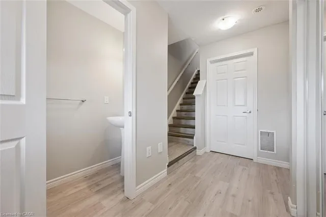 Additional image 6 of 99 Glenvista Dr