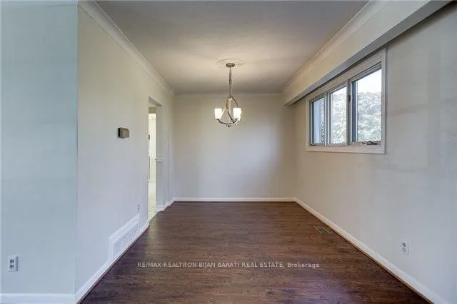 Additional image 9 of 6 Greenyards Dr