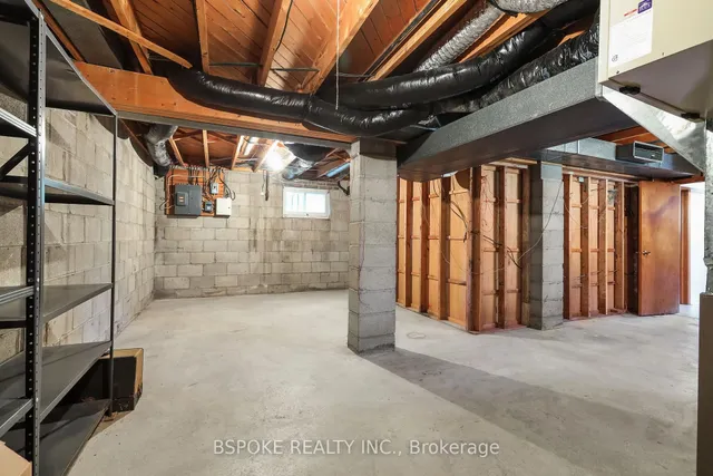 Additional image 24 of 54 Warner Ave