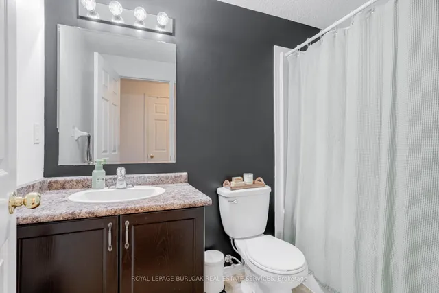 Additional image 26 of 1941 Ottawa St Unit 9A