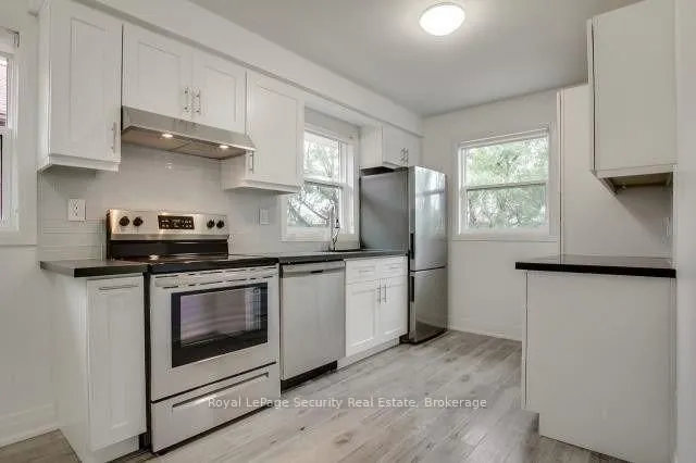 Additional image 38 of 148 Portland St