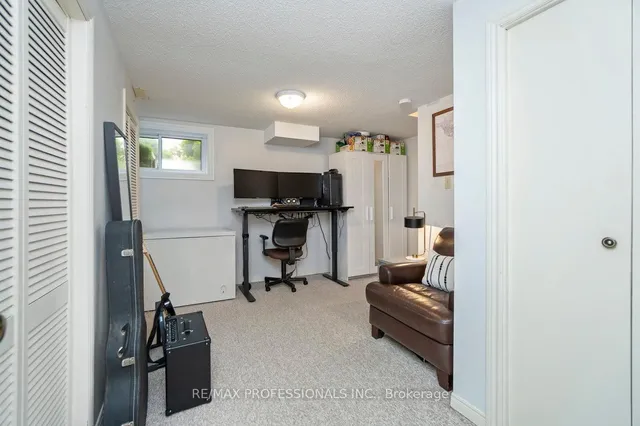 Additional image 29 of 47 Tarragona Blvd