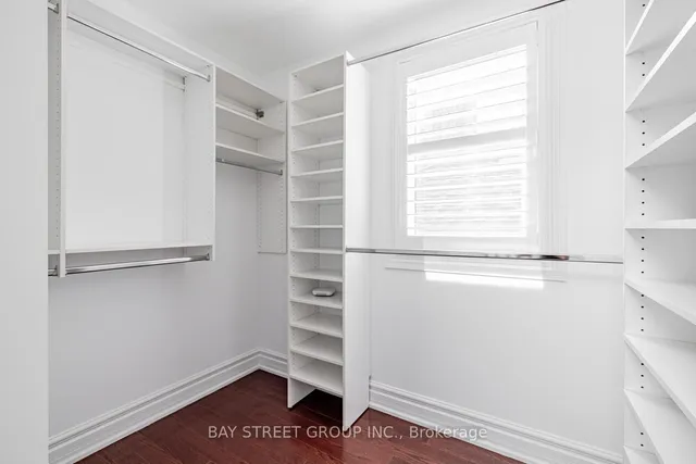 Additional image 31 of 35 William Poole Way