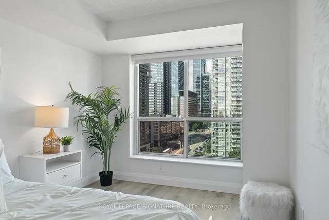 Additional image 8 of 410 Queens Quay Unit 1407