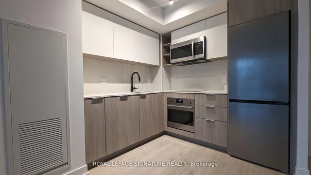 Additional image 9 of 36 Zorra St Unit 408