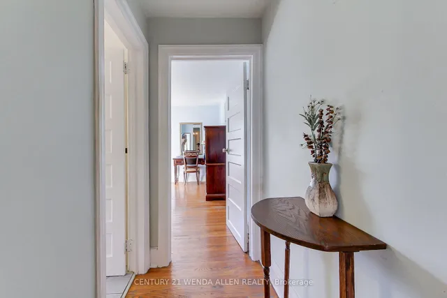 Additional image 12 of 729 Dupont St