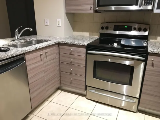 Additional image 5 of 18 Yorkville Ave Unit 502