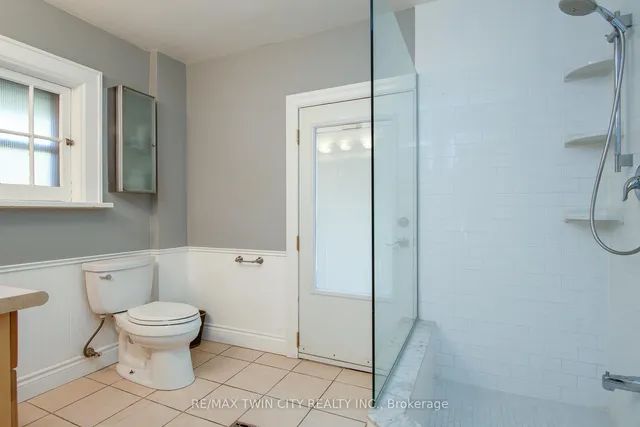 Additional image 36 of 839 Queens Blvd