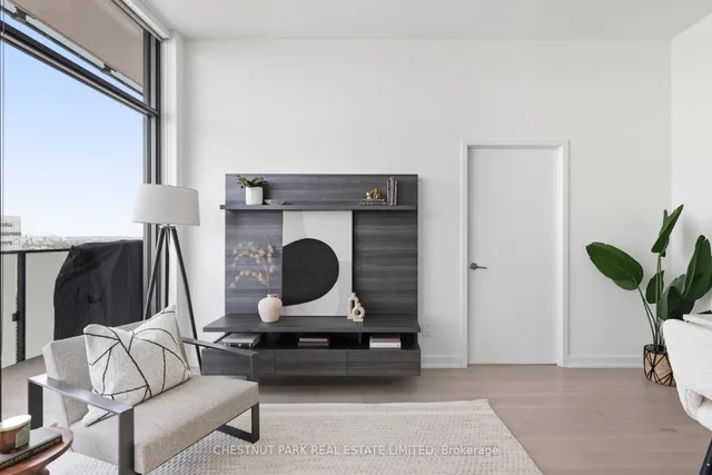Additional image 7 of 20 Lombard St Unit LPH10