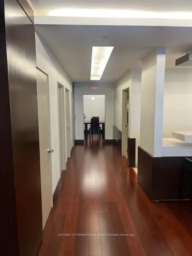 Additional image 39 of 218 Queens Quay Unit 2202