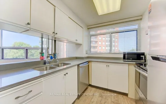 Additional image 14 of 20 Ellen St Unit 405