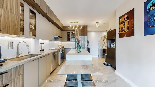 Additional image 21 of 33 Bay St Unit 1908