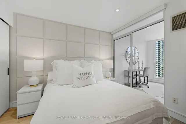 Additional image 10 of 208 Queens Quay Unit 1504