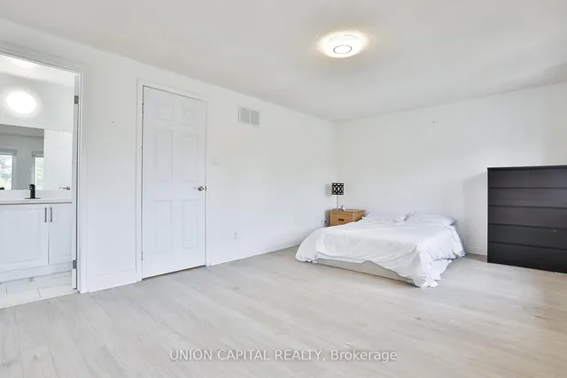 Additional image 18 of 72 Bushmills Sq