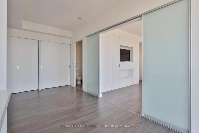 Additional image 17 of 110 Charles St Unit 2904