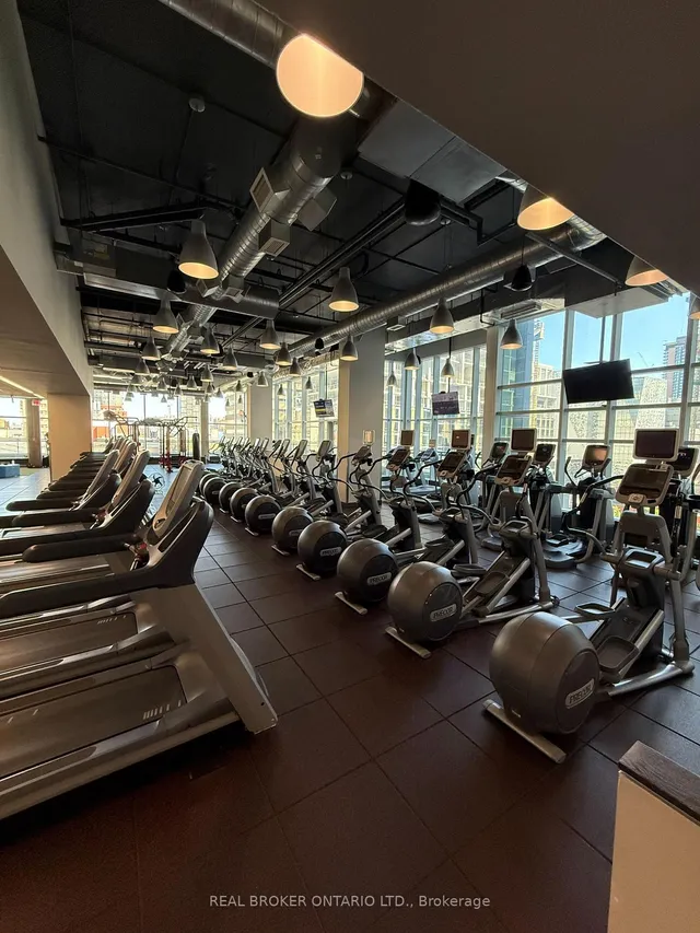 Additional image 27 of 388 Yonge St Unit 7510