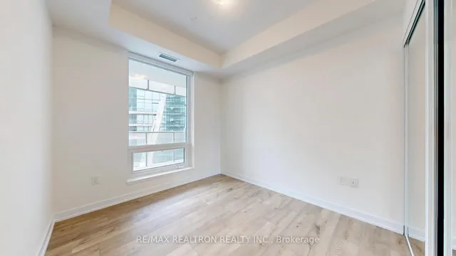 Additional image 23 of 28 Freeland St Unit 1802