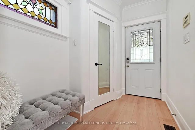 Additional image 4 of 38 Gates Ave