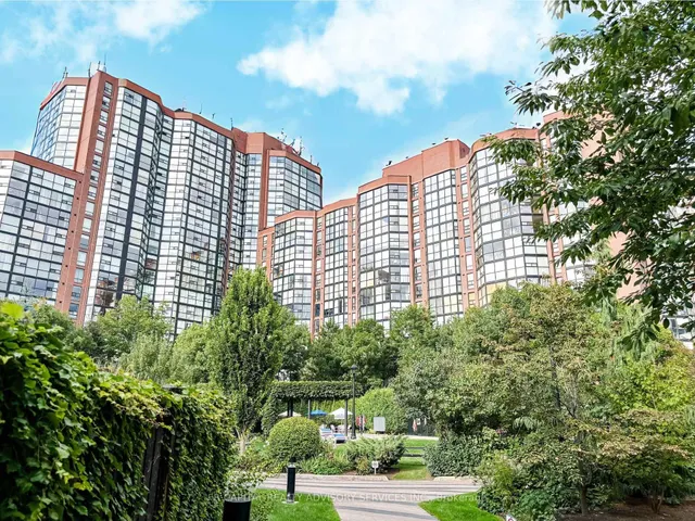 701 King St Unit 813