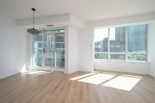 Additional image 8 of 16 Yonge St Unit 310