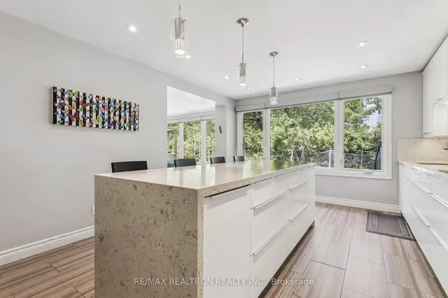 Additional image 18 of 22 Midvale Rd