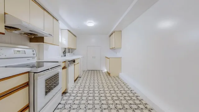 Additional image 43 of 15 Thistlewaite Cres