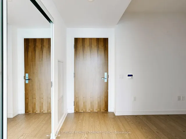 Additional image 16 of 15 Queens Quay East Quay Unit 2106