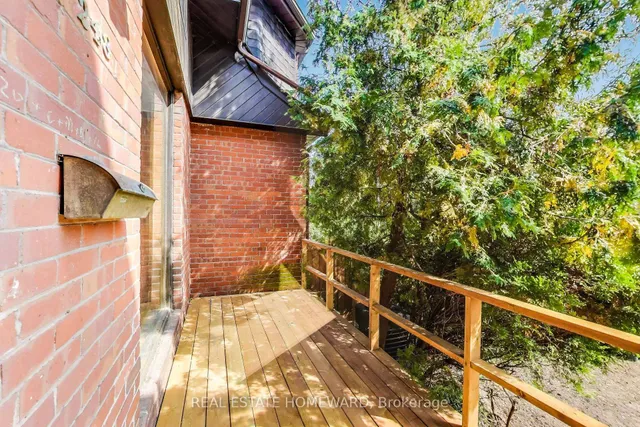 Additional image 2 of 248 Cottingham St